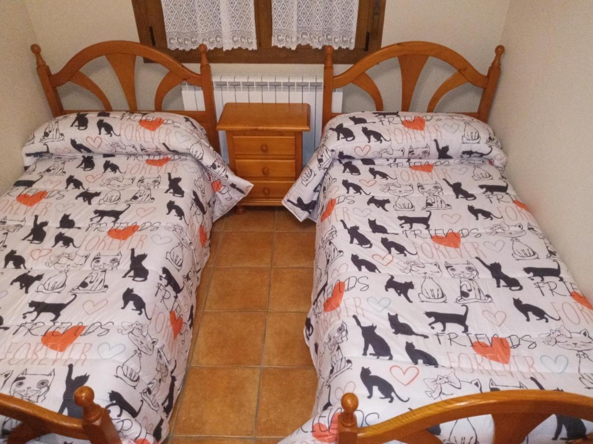 Vivienda Turistica San Martin Apartment Sotes ภายนอก รูปภาพ