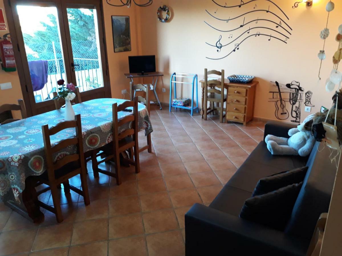 Vivienda Turistica San Martin Apartment Sotes ภายนอก รูปภาพ